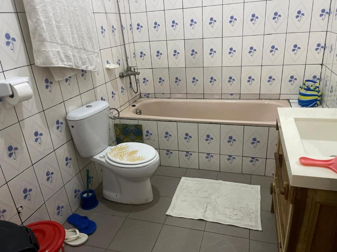 Отель Fiiaa Яунде Экстерьер фото